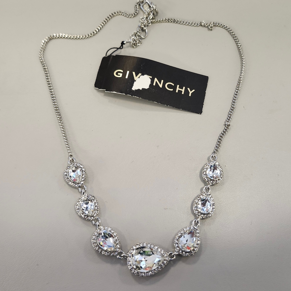 NWT Givenchy Silver-Tone Stone & Crystal Pear Halo Collar Necklace